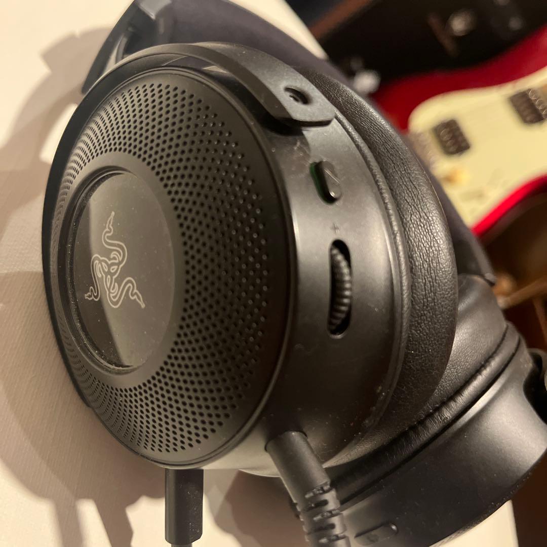 ヘッドホン Razer Kraken V3 HyperSense