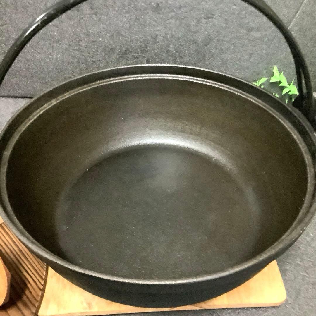 【新品・未使用】イシガキ『粋　宝健鍋・いろり鍋27㎝』鍋敷き・玉杓子付