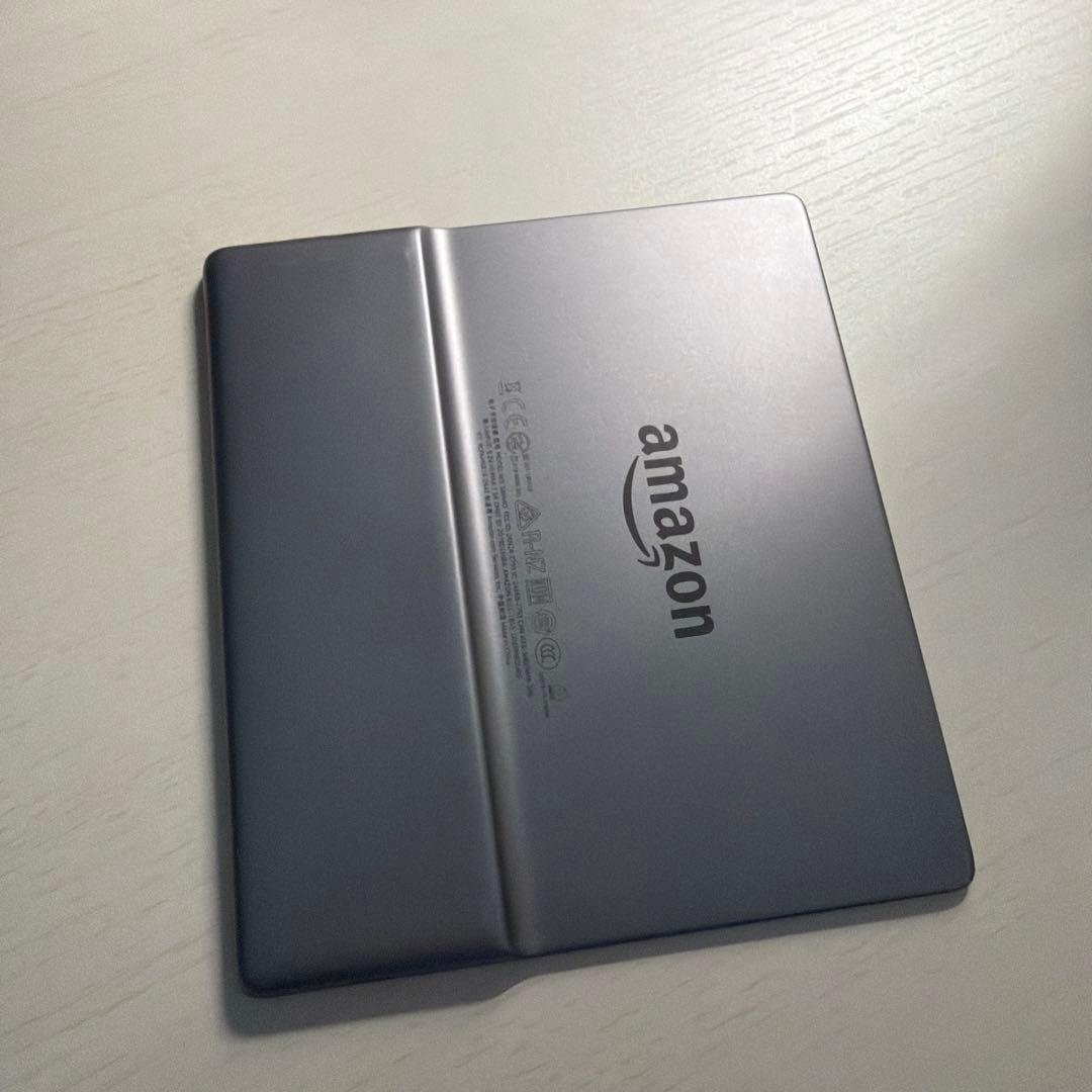 Amazon Kindle Oasis 第10世代8GB wifiモデル