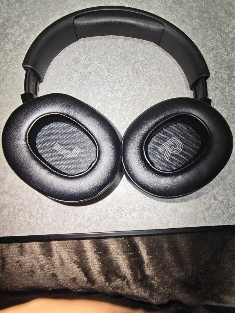 JBL TUNE770NCワイヤレスヘッドホン ブラック