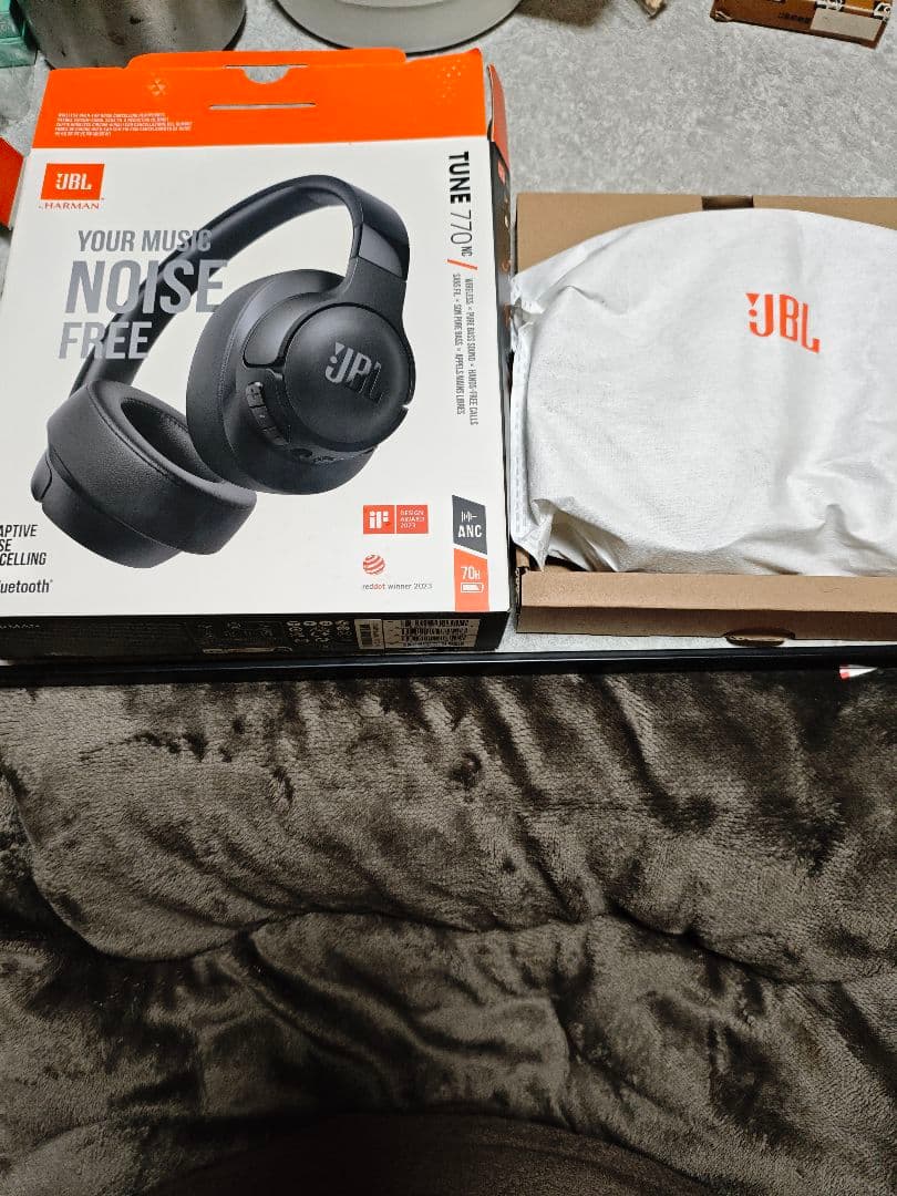 JBL TUNE770NCワイヤレスヘッドホン ブラック