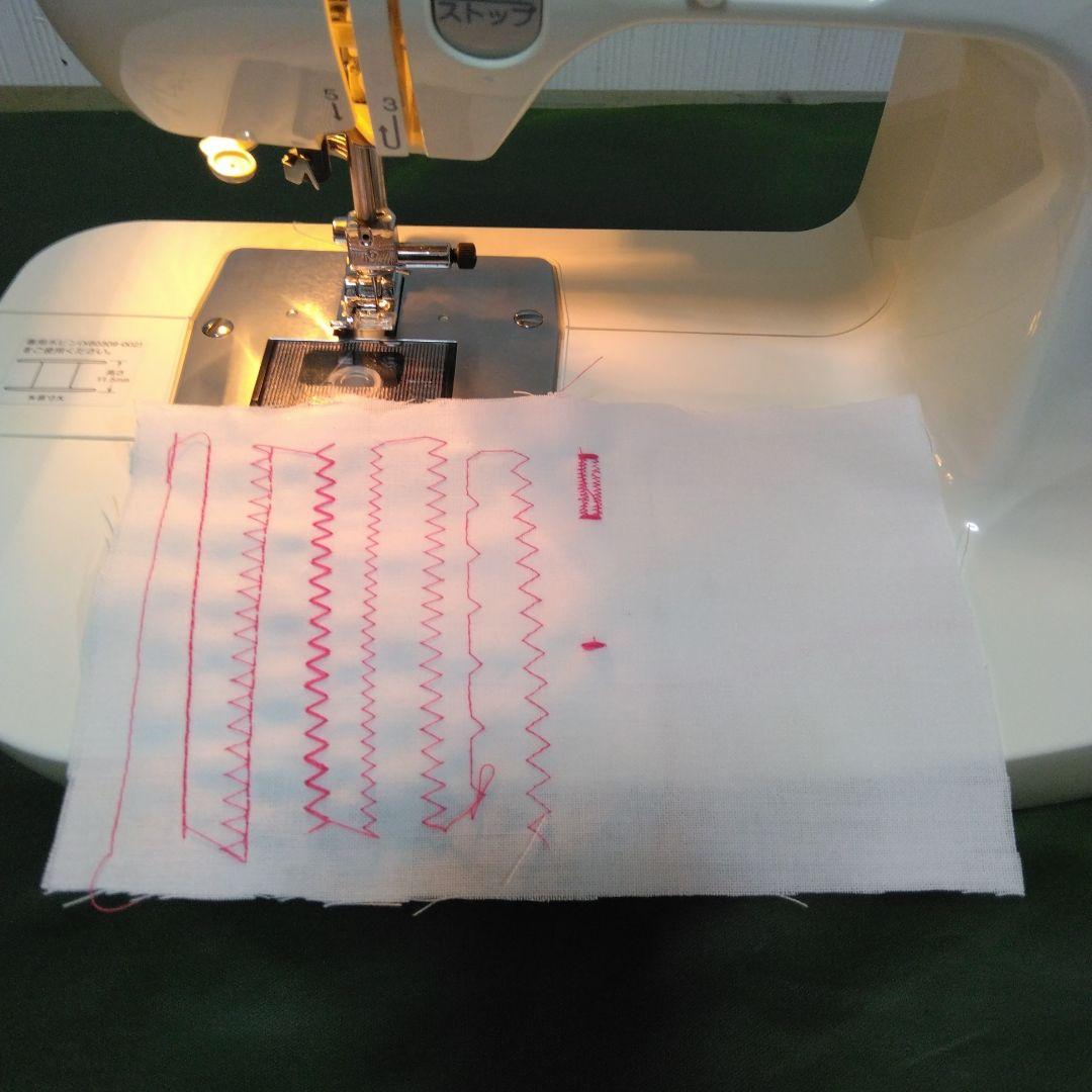 ブラザーミシン、コンパクト。