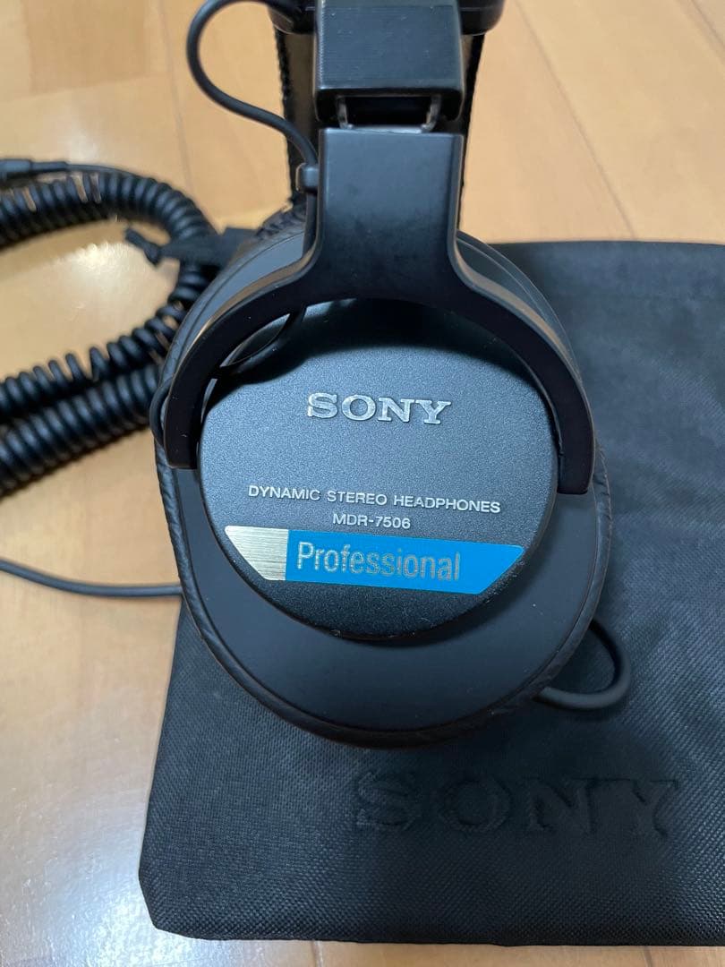 ヘッドホン Sony mdr-7506