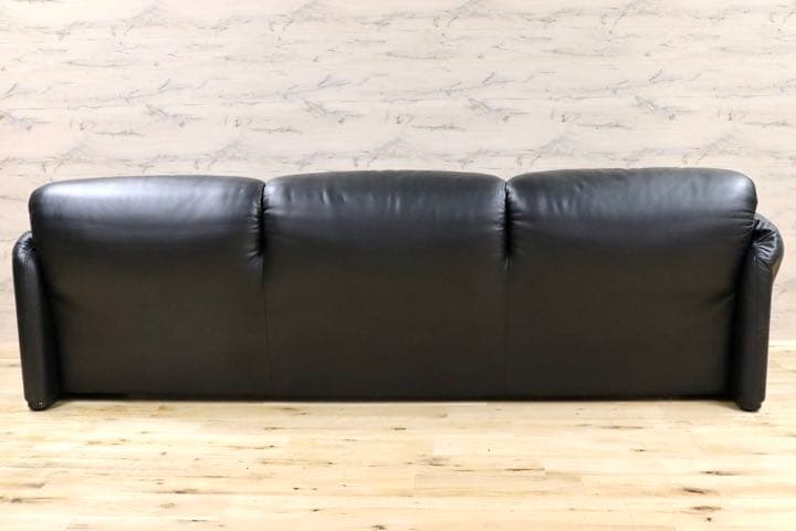 GMFN167○Cassina / カッシーナ 675 MARALUNGA マラ