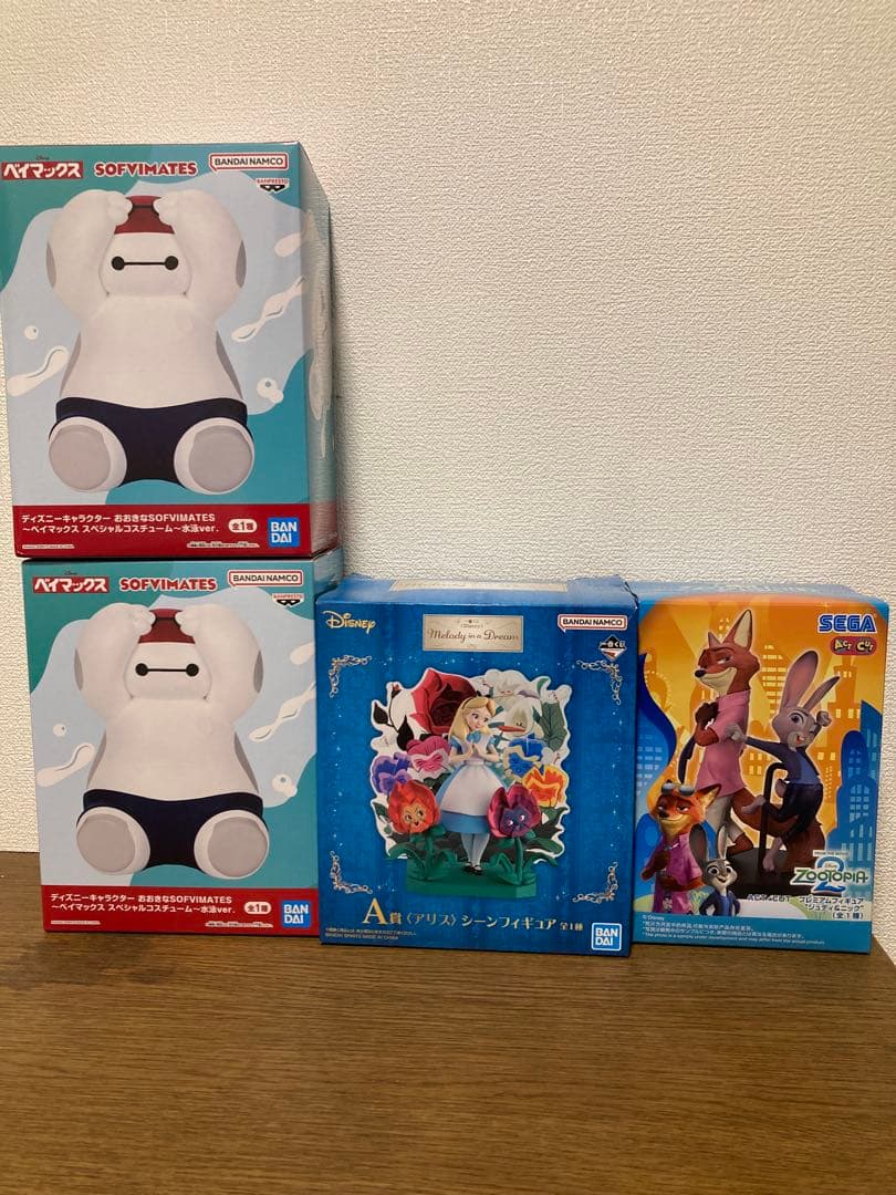 ディズニー ピクサー ベイマックス カーズ 他まとめ売り ぬいぐるみ フィギュア