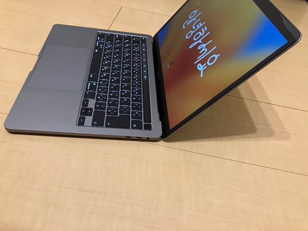 Apple MacBook 2020 13インチ シルバー