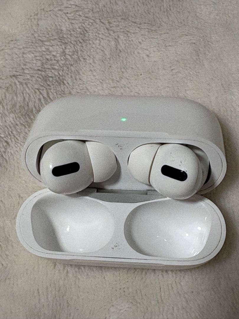 AirPods Pro ホワイト 本体　第一世代