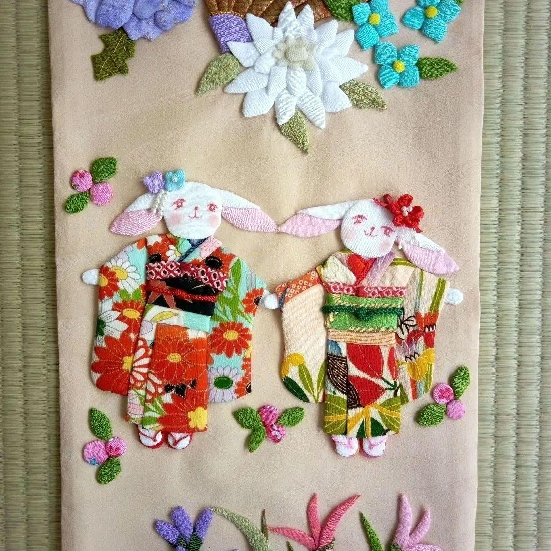 押し絵タペストリー　花車 　クリームチーズ