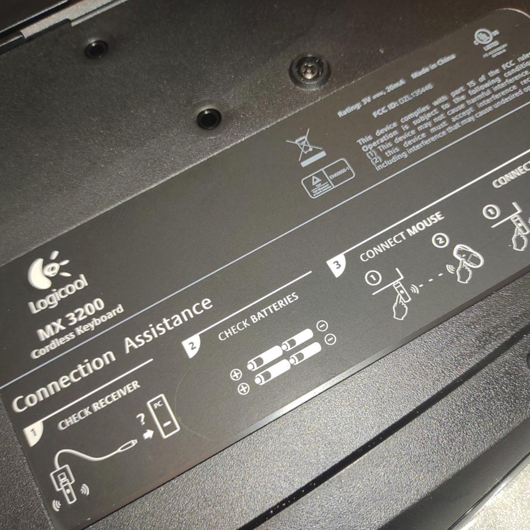 キーボード Logicool Cordless Desktop MX3200 Laser