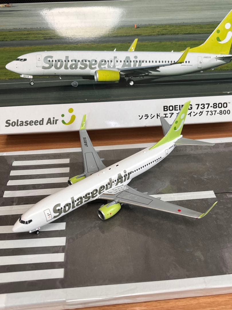 ソラシドエア　Boeing 737-800 1/200 プラモデル完成品