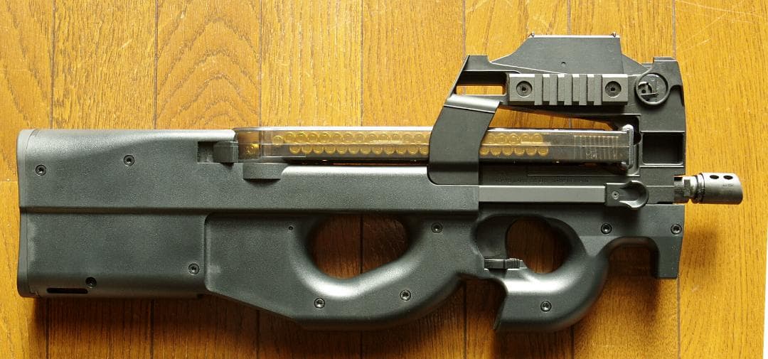 東京マルイ P-90