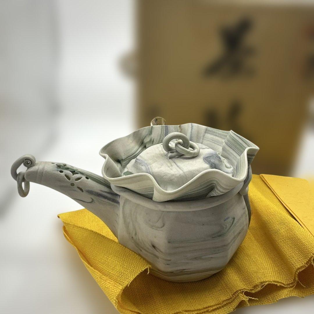 【共箱・布・説明書付き】萬古焼 貴山作 手造り練込 茶瓶 急須 茶道具