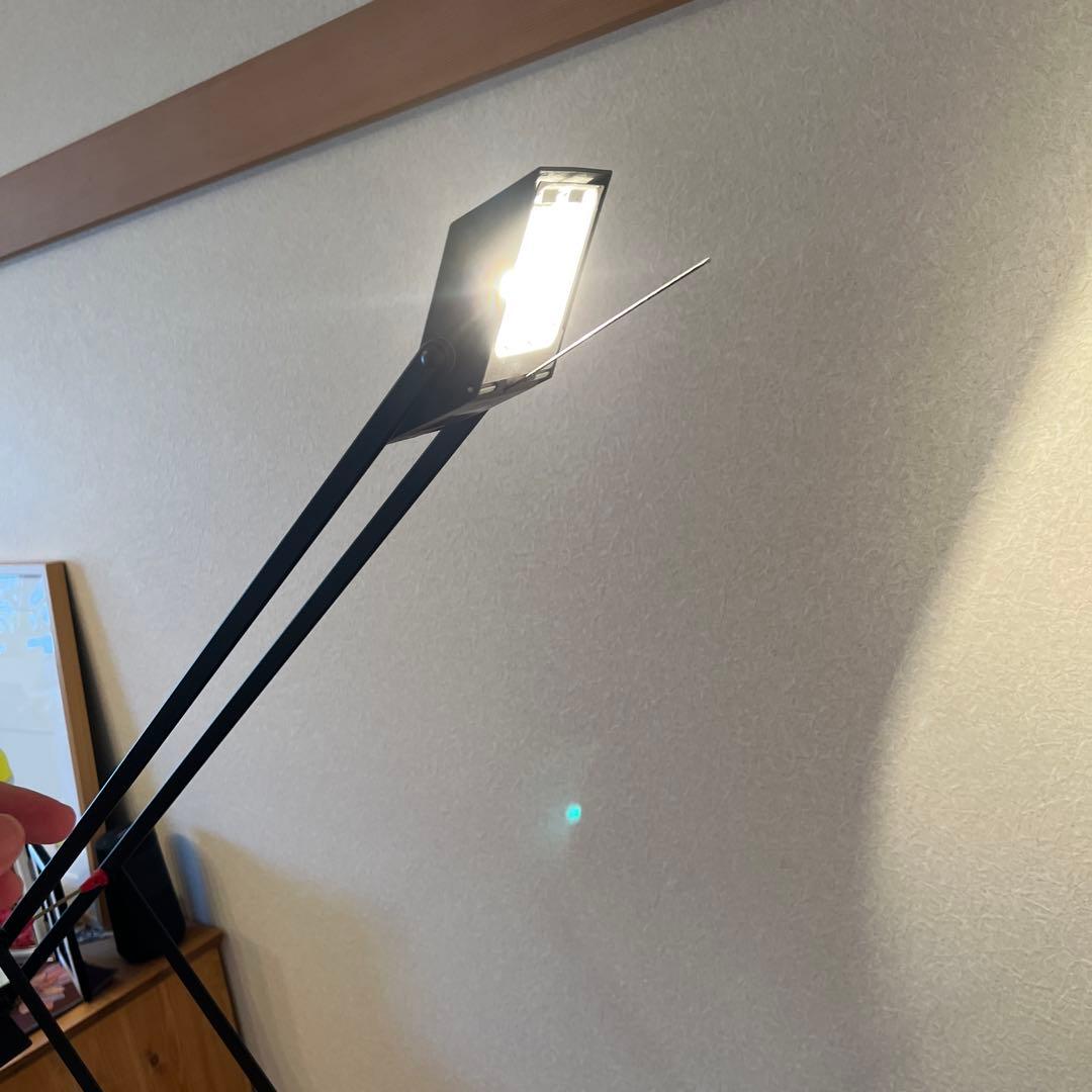 ヤマギワ アルテミデ TIZIO スタンド付き