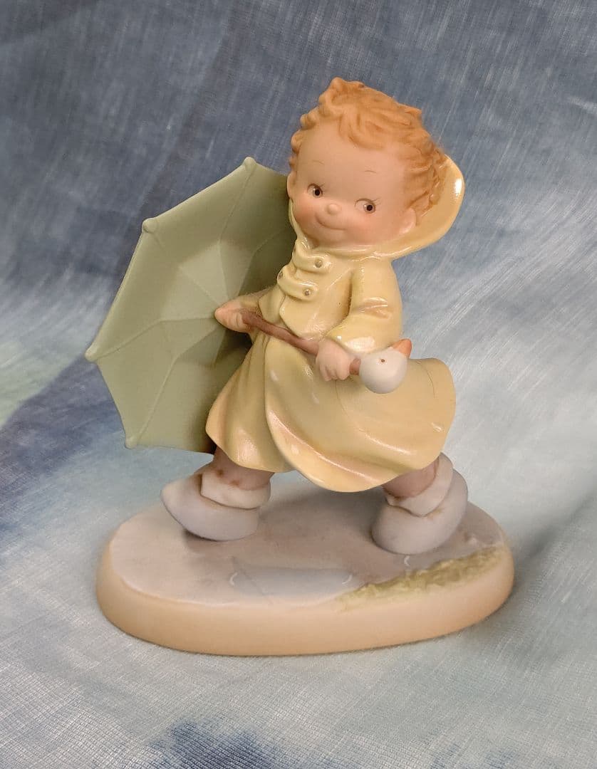 マーベル ルーシー アトウェル \" 雨が降っても あなたは私の太陽 \" 超レア