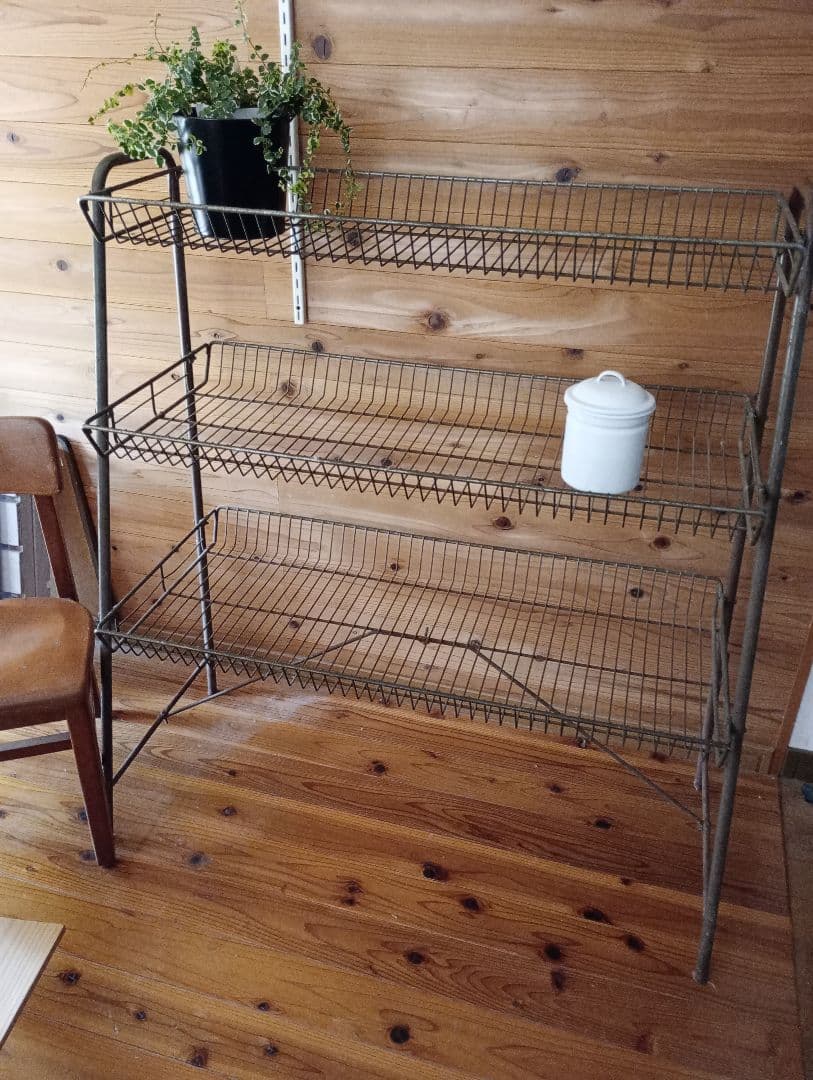 多肉　シャビーなアイアンラック　ガーデンラック