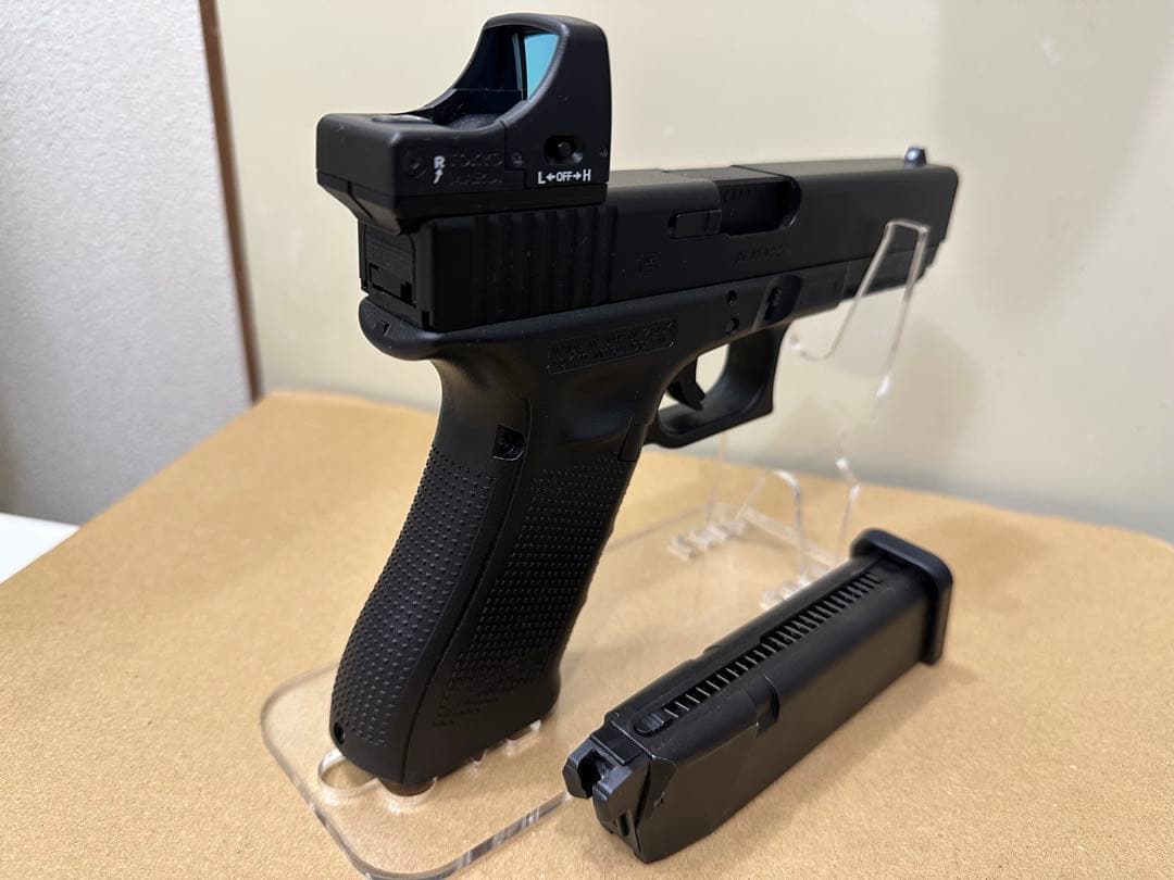 東京マルイ Glock グロック17 Gen4 マイクロプロサイト付属 美品