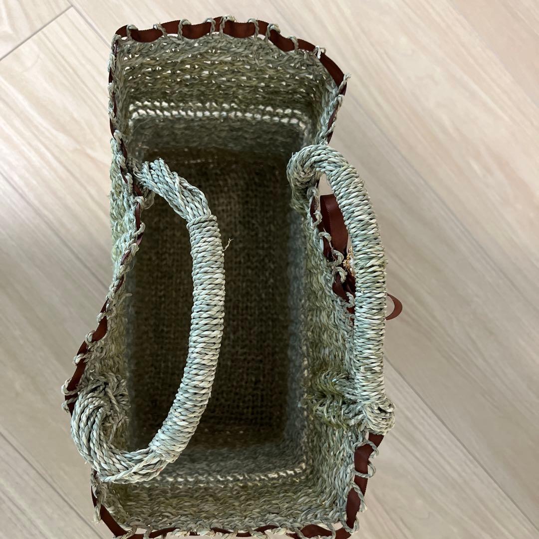 リボン付き小型かごバッグ