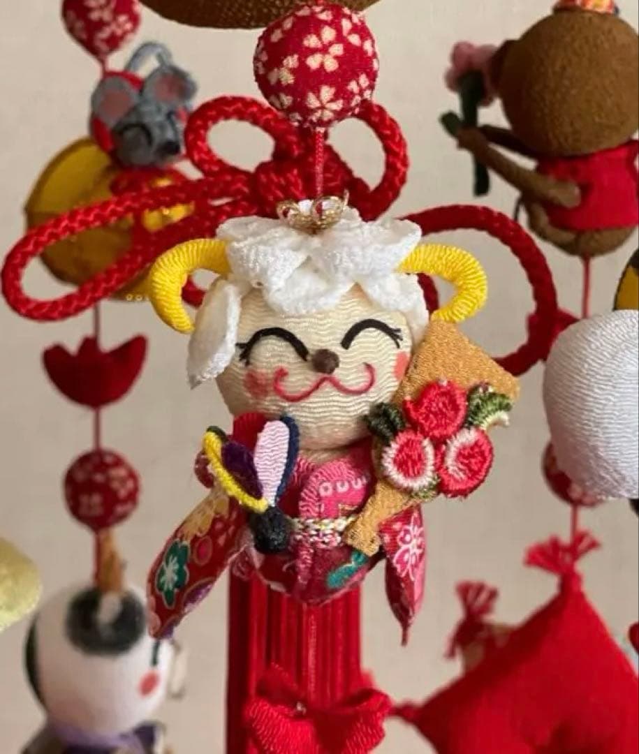 十二支の吊るし雛(木目込みまり　梅)