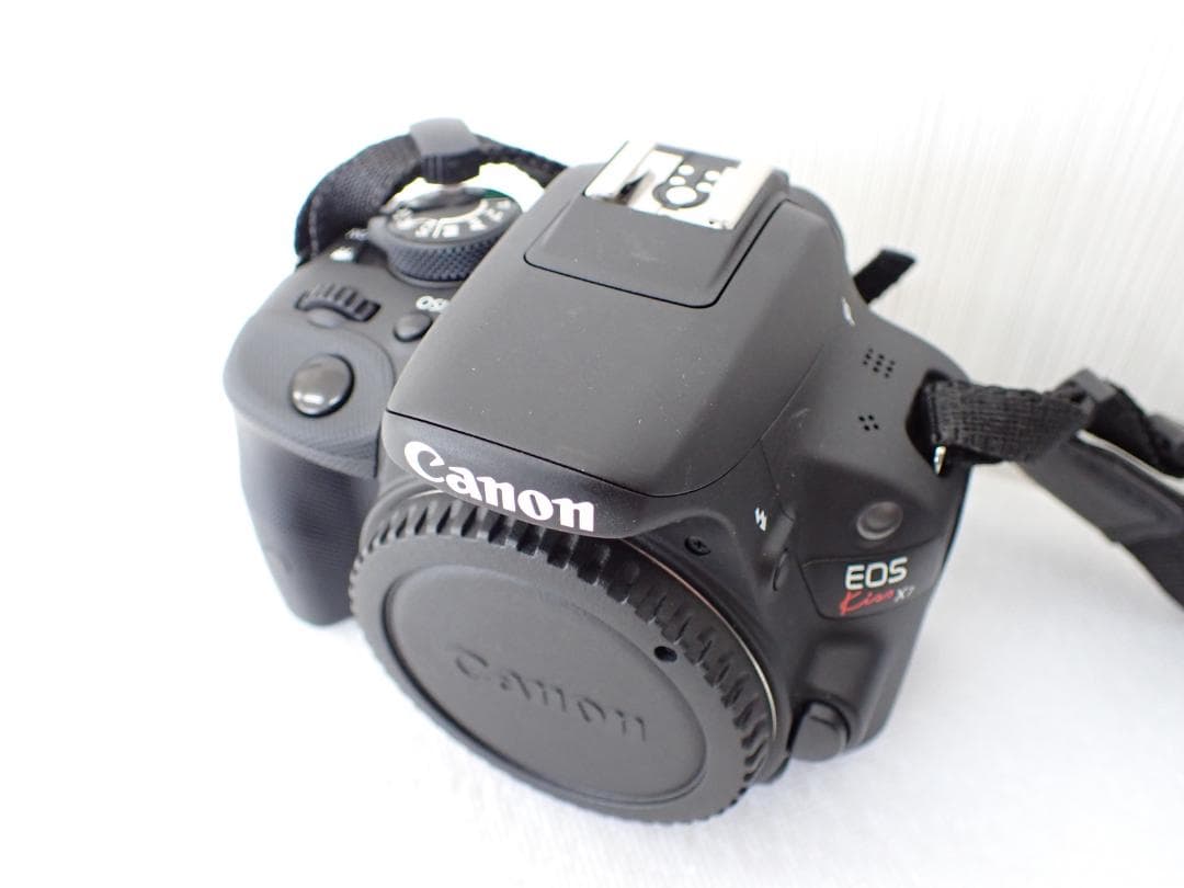 Canon デジタル一眼レフカメラ EOS Kiss X7 ボディー　a