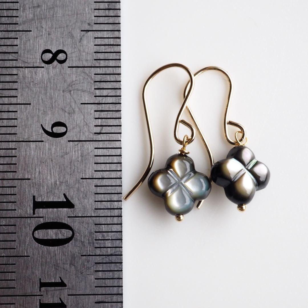 【桃色の雲】天然ブラックシェル(黒蝶貝)のフラワーピアス/イヤリング