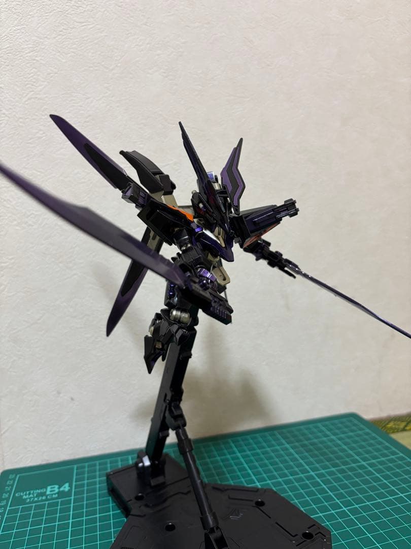 【エアブラシ全塗装・改修完成品】LBX DBサイファー（ドットブラスライザー)