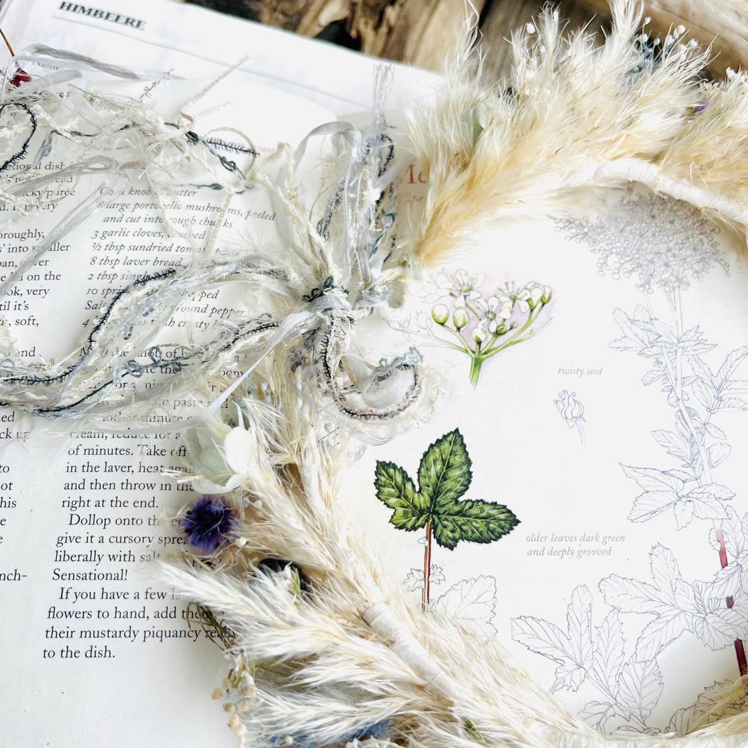 花かんむり　花冠　ハーフバースデー　誕生日　結婚式　ベビークラウン　髪飾り