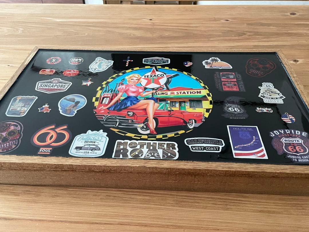 折り畳みレジンテーブル