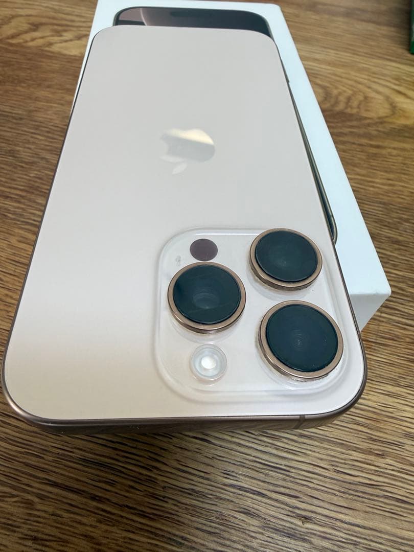 【極美品】iPhone16pro 256GB SIMフリー