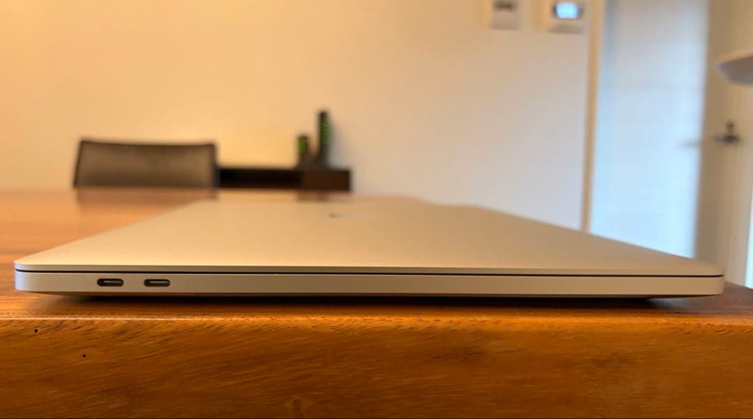 MacBook Pro 16インチ　2019 日本語キーボード