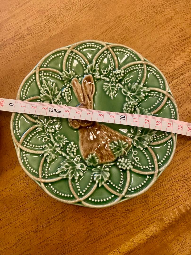 ボルダロピニェイロ　プレート　うさぎ　トナカイ　ポルトガル　器　クリスマス