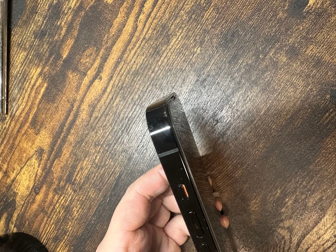 スマートフォン本体 adi fatona