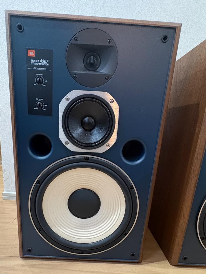 JBL 4307 ブックシェルフ型スピーカー2個セット（ペア）