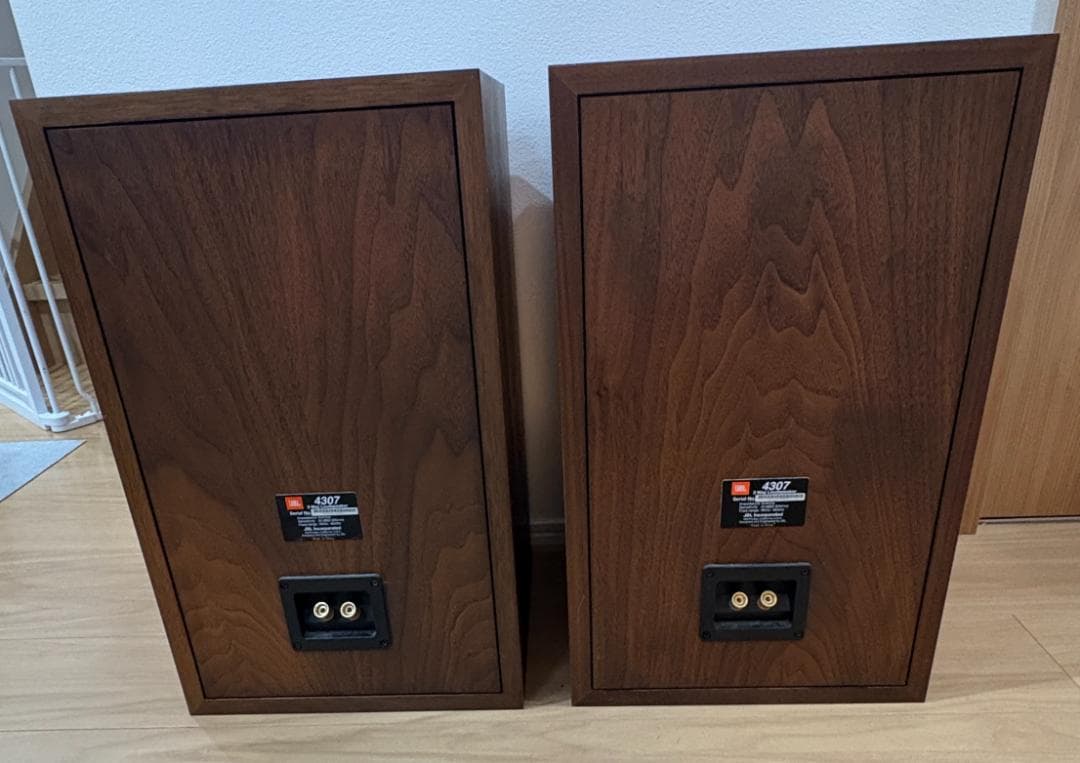 JBL 4307 ブックシェルフ型スピーカー2個セット（ペア）
