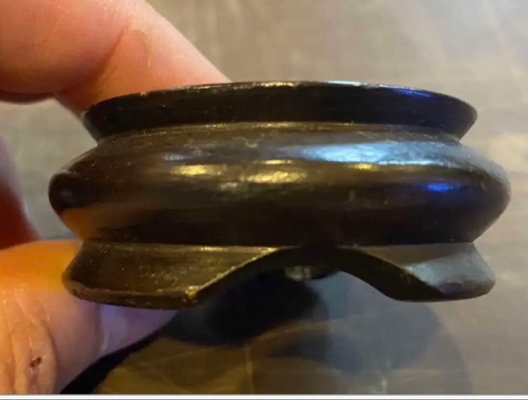 アンティーク・安南・アナミス・染付草花文小壺D4.8・唐木鑑賞台座付・２点セット