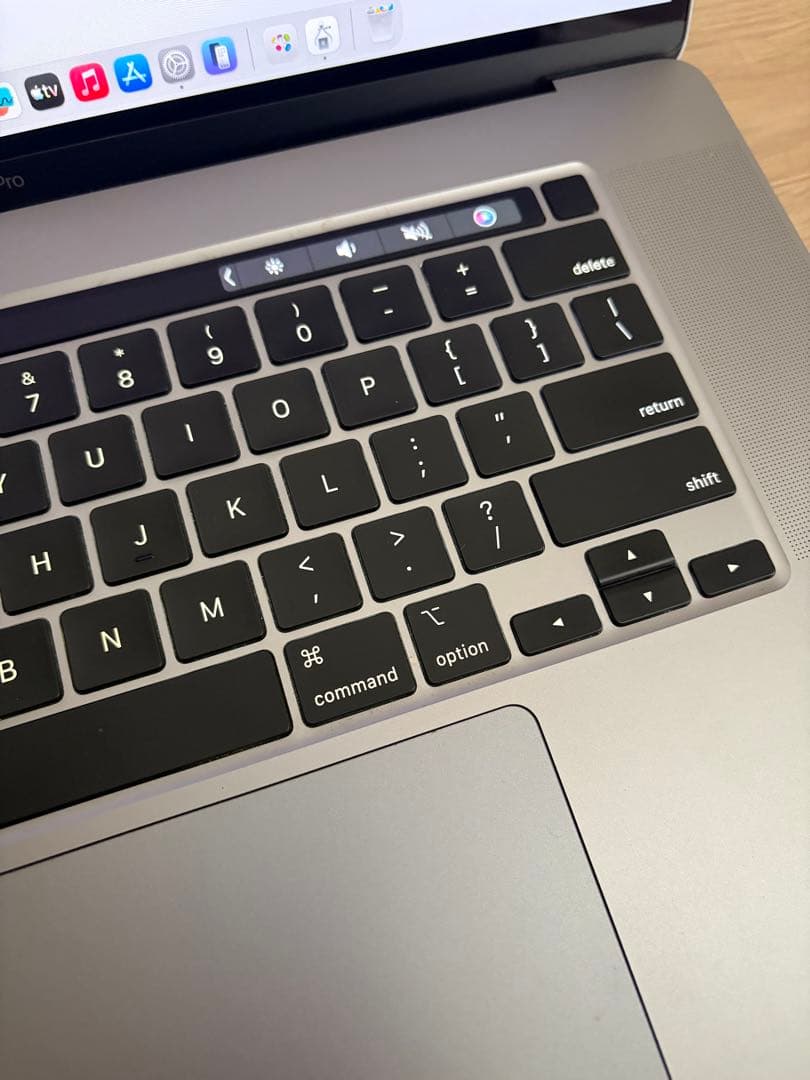 MacBook本体 MacBook Pro 2019 16inch i7 16Gb 512Gb