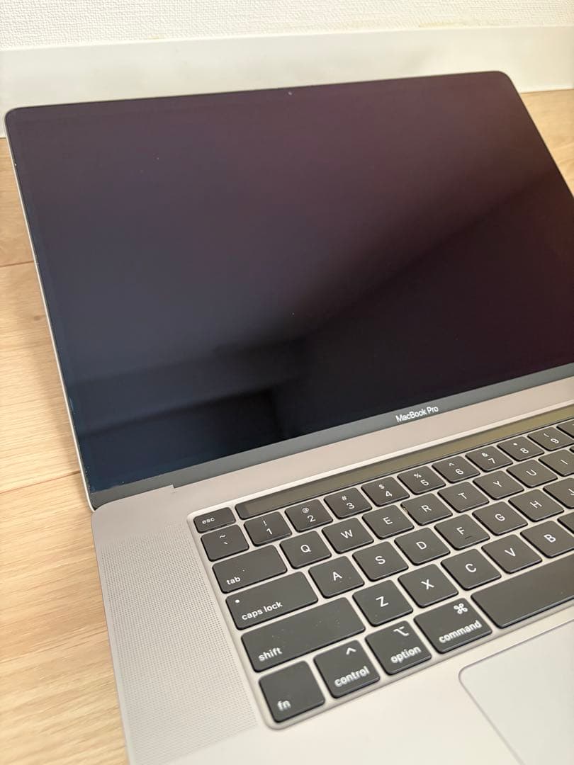 MacBook本体 MacBook Pro 2019 16inch i7 16Gb 512Gb