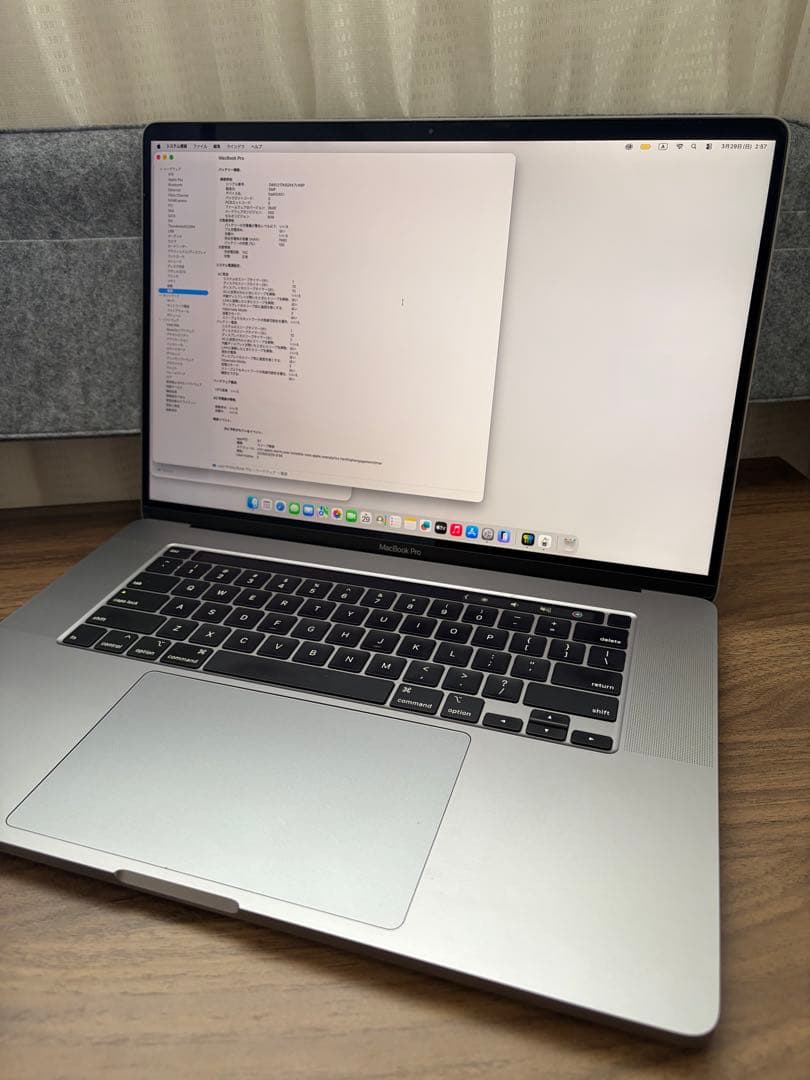 MacBook本体 MacBook Pro 2019 16inch i7 16Gb 512Gb
