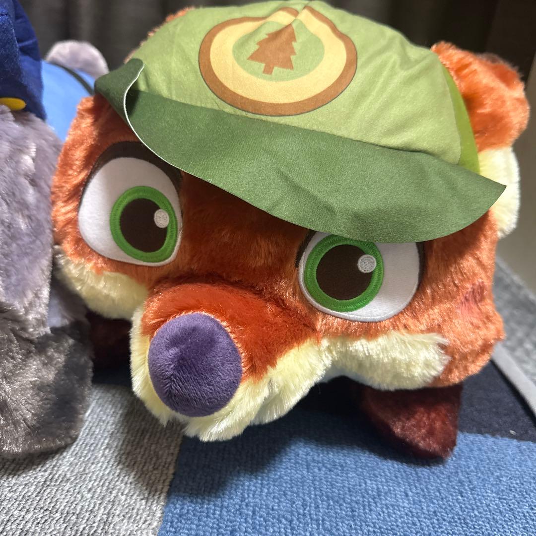 【新品】タグ付き ズートピア2 寝そべり ズートピアぬいぐるみ ジュディとニック