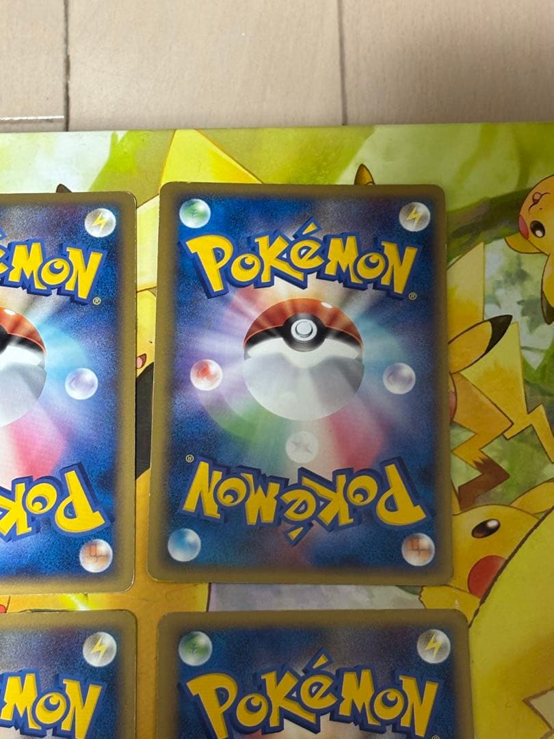 【高騰中↑】PWコンプリート ピカチュウ ワールドコレクション2010