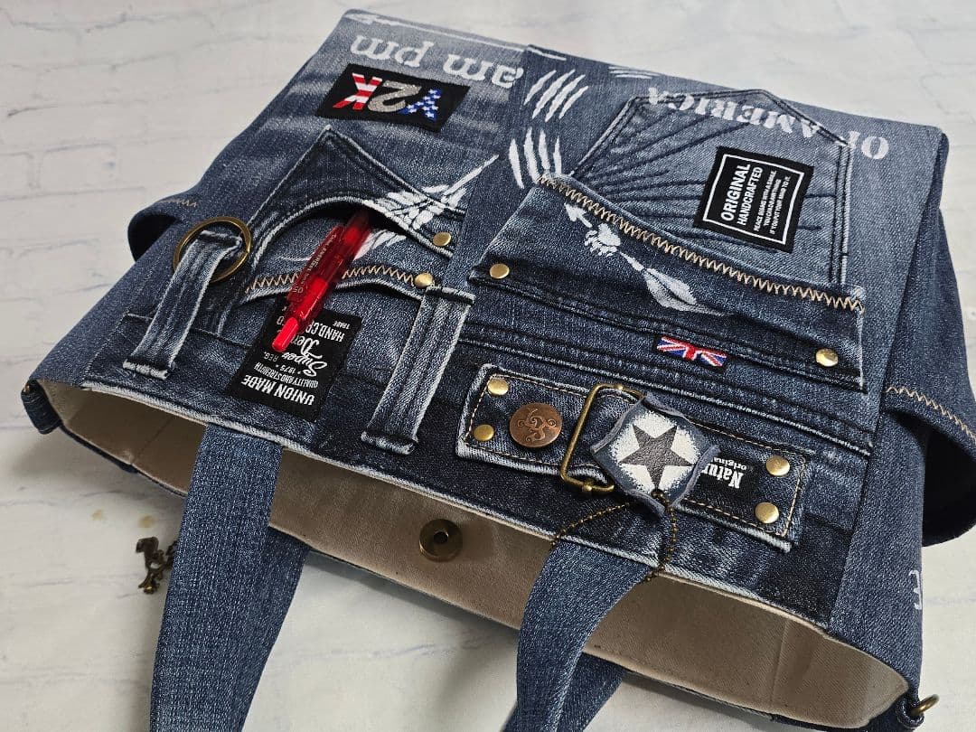 デニムリメイクトートバッグ お洒落カジュアル ストラップ付き