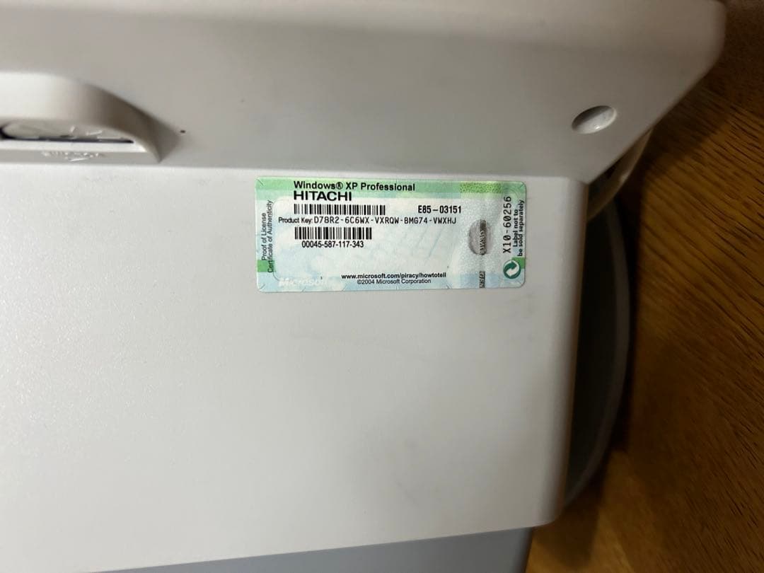 パソコン　HITACHI FLORA 310W DA7