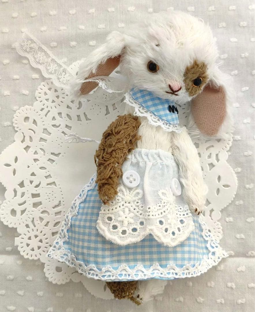メイド長の羊さん アーティストベア 海外作家様 ハンドメイド ぬいぐるみ ラム