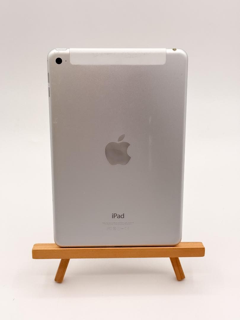 コンパクトで便利！iPad mini 4 32GB A1550 au版 判定○