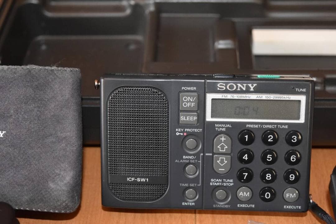 SONY ICF-SW1Sです。