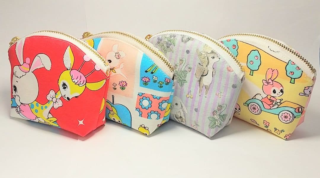 作品例★ハンドメイド ポーチ ハニーチューン 宇宙 レトロアニマル 昭和 廃盤