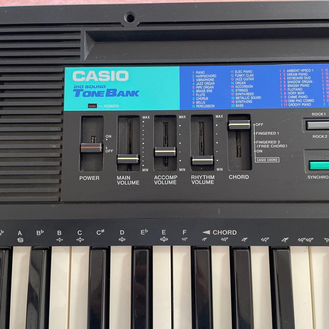 カシオ　CASIO キーボード　CT-615 210SOUND TONEBANK