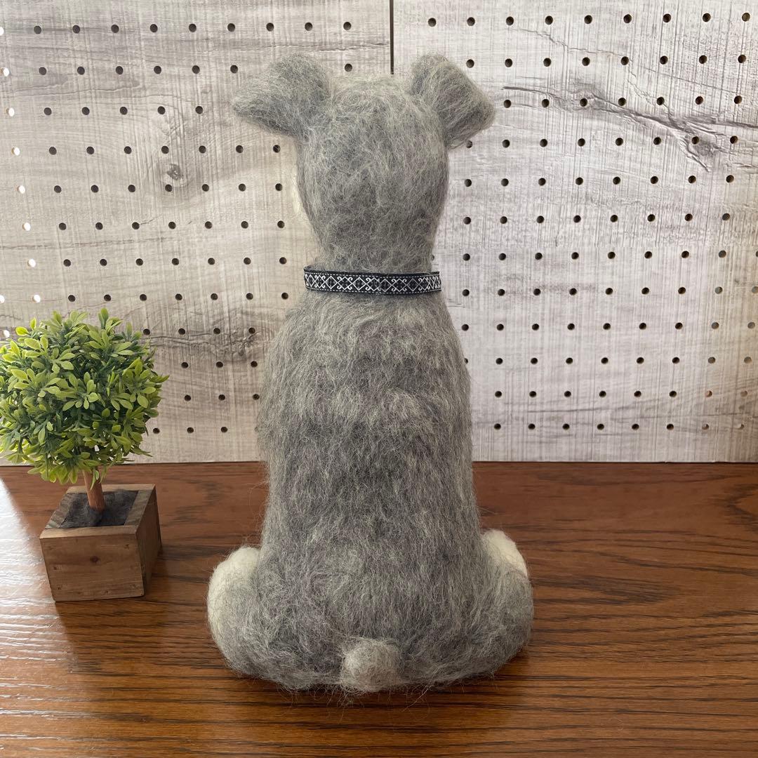 羊毛フェルト　ミニチュアシュナウザー　ソルト&ペッパー　Mサイズ