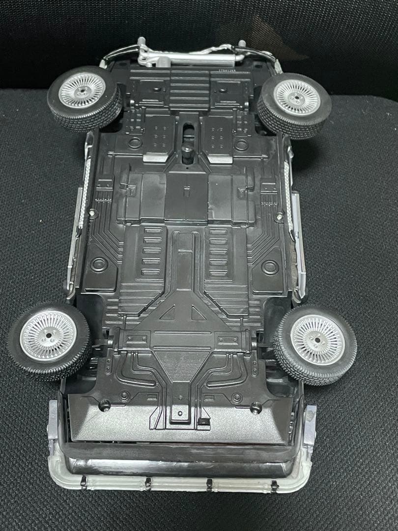 デロリアン 1/15 フローズンver