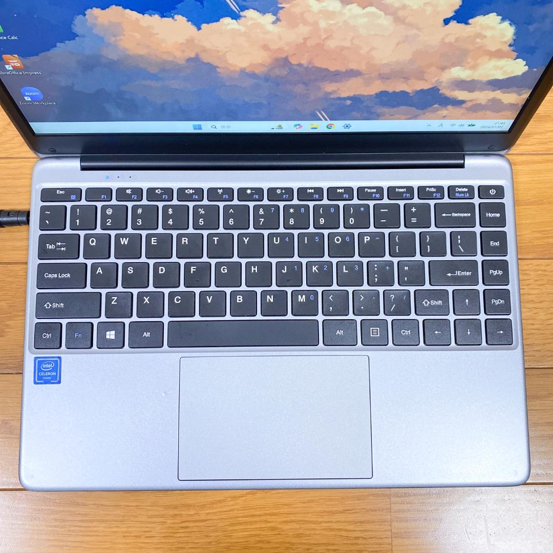 CHUWI小型ノートパソコン 8世代CPU SSD 最新Win11 薄型 軽量