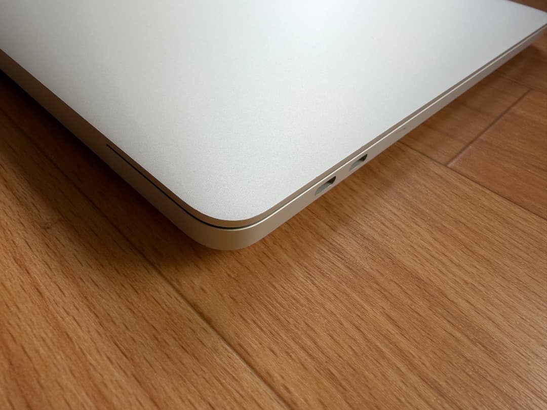 16インチMacBook Pro 2019 Intel i9 32GB 1TB